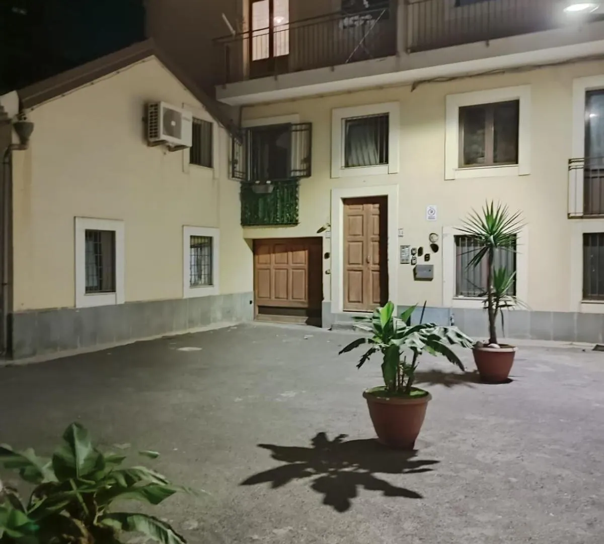 Didi House Duomo Apartment Catania